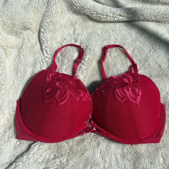Victoria's Secret Bra Bundle 36D - Picture 10 of 13